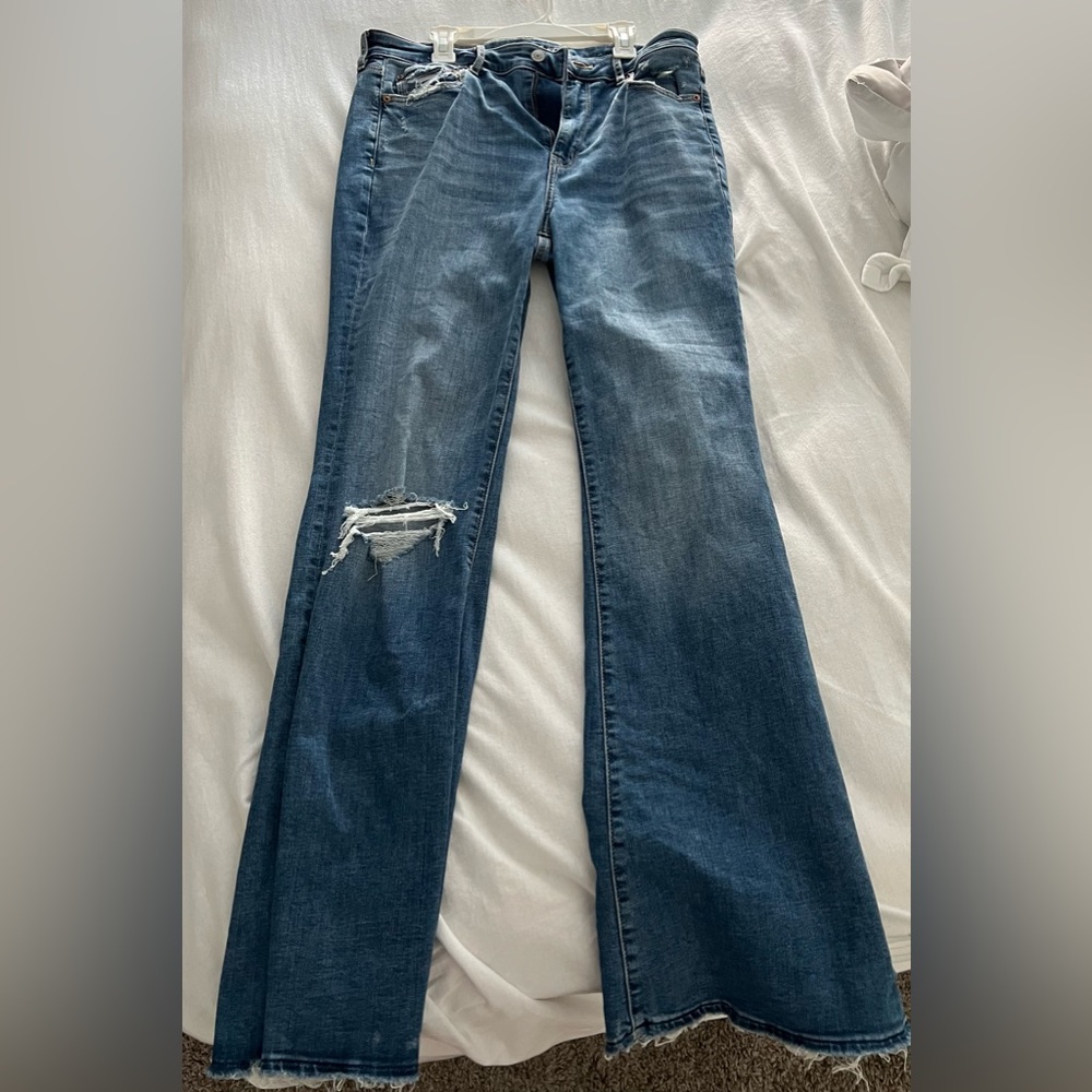 UNWORN American eagle flare leg jeans